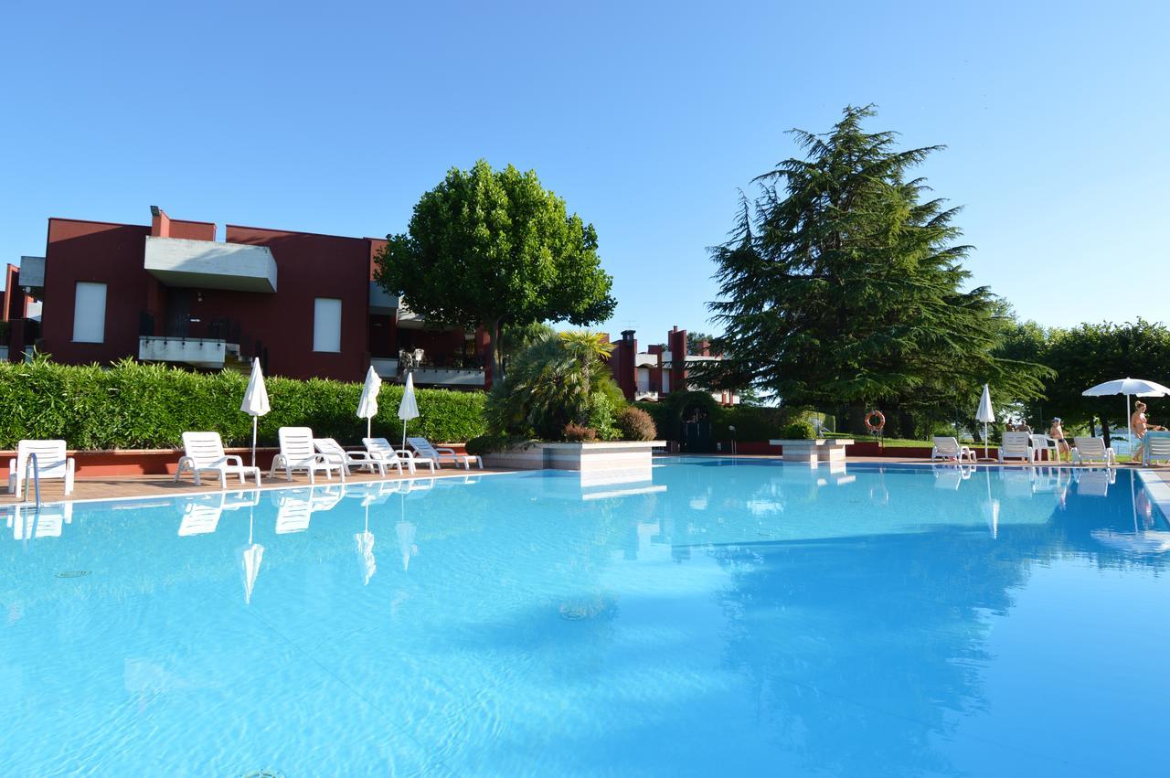 Holiday Sirmione Apartments Ngoại thất bức ảnh