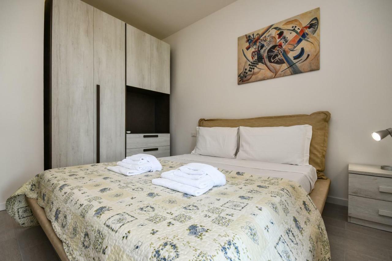 Holiday Sirmione Apartments Ngoại thất bức ảnh