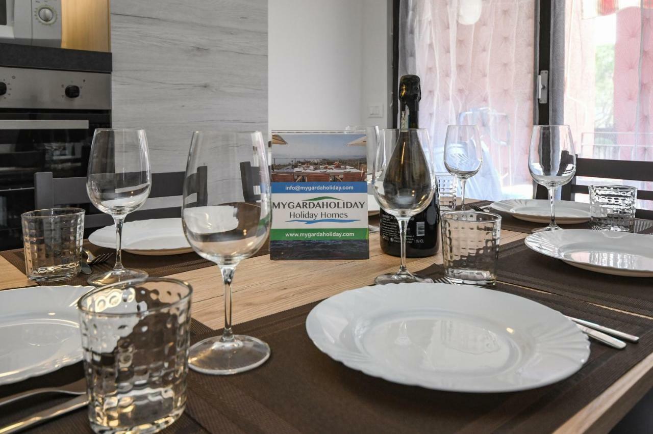 Holiday Sirmione Apartments Ngoại thất bức ảnh