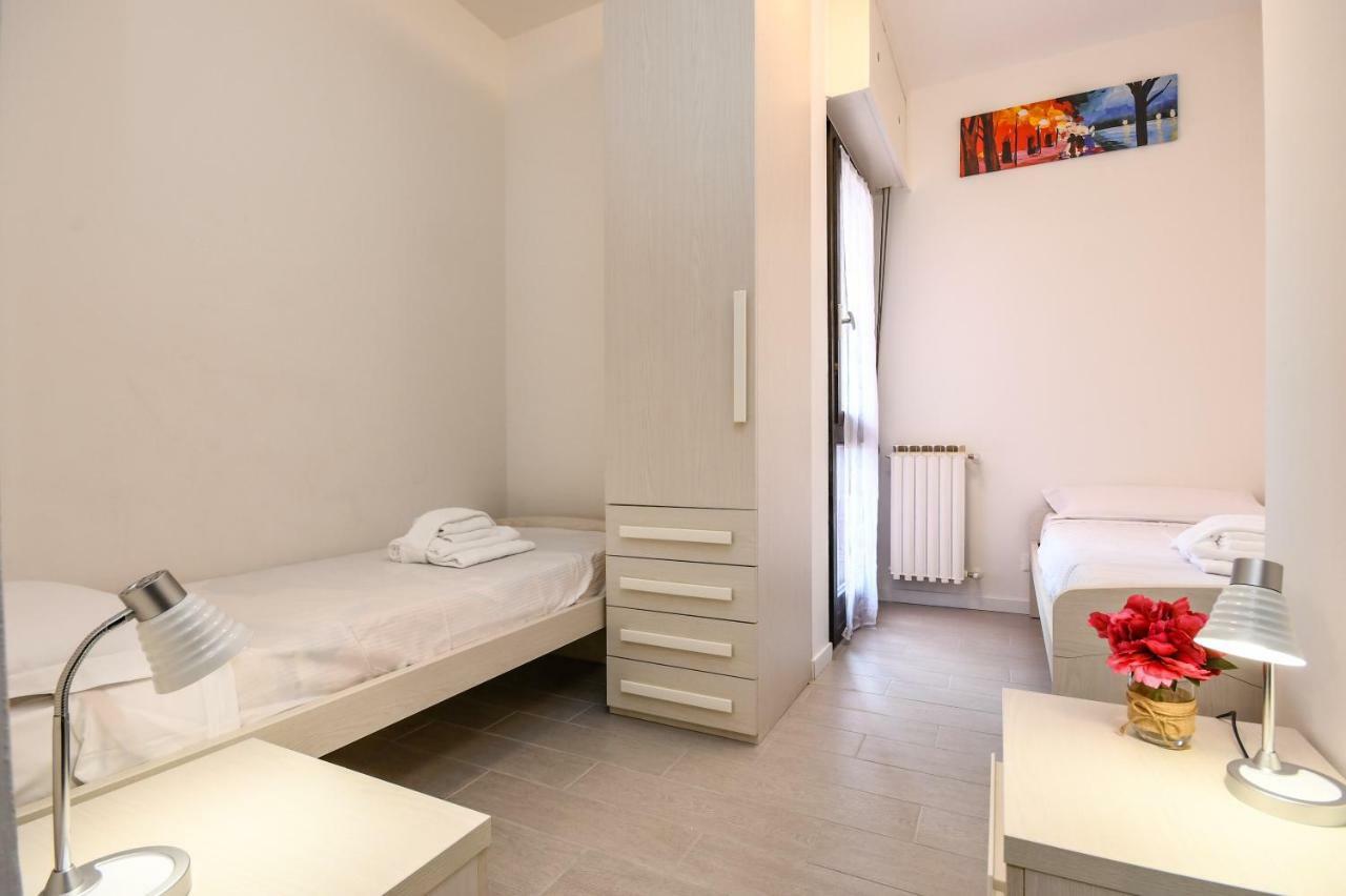 Holiday Sirmione Apartments Ngoại thất bức ảnh
