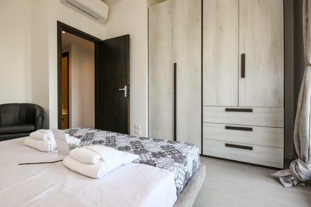 Holiday Sirmione Apartments Ngoại thất bức ảnh